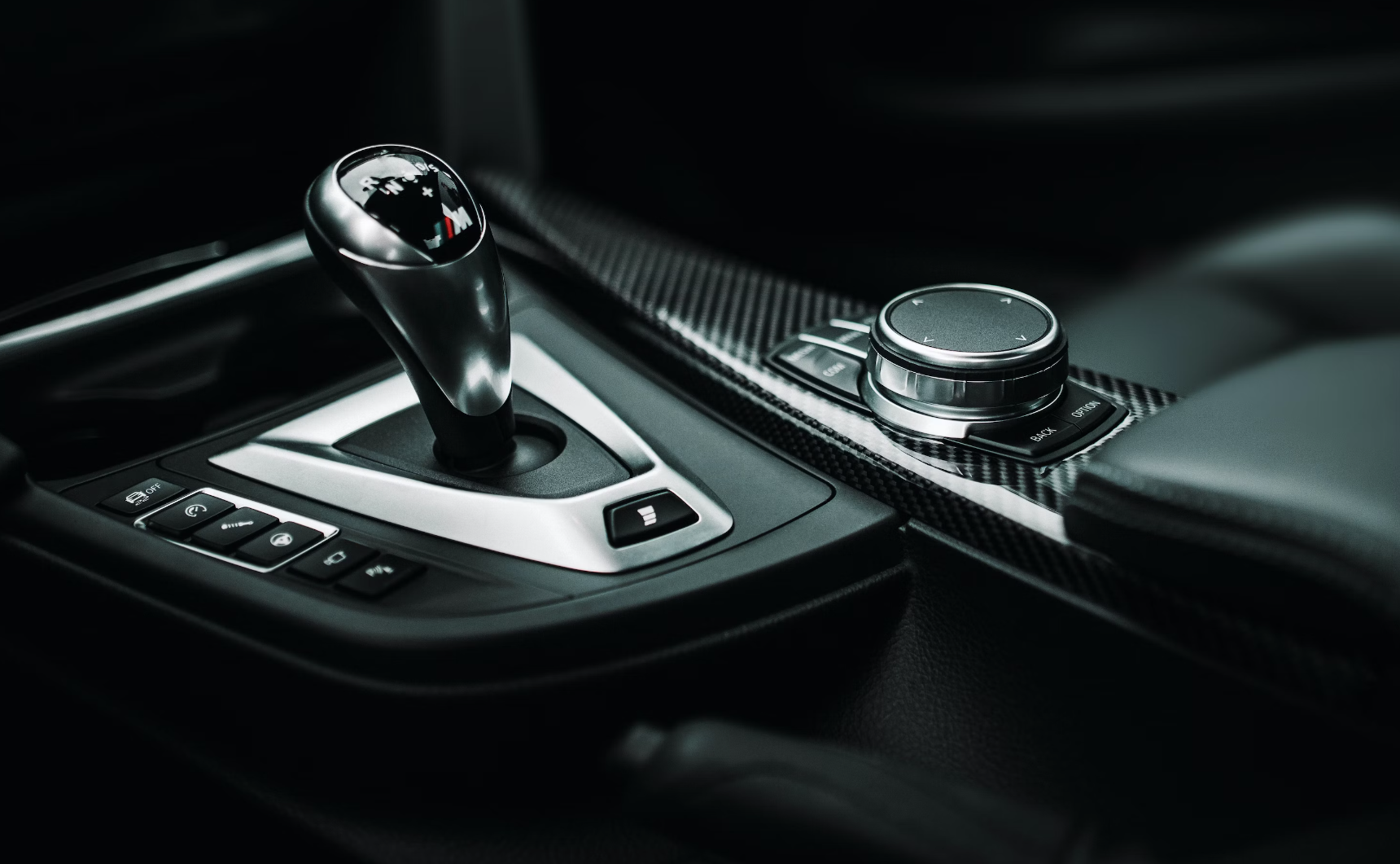 Your Ultimate Guide to Understanding Automatic vs. Manual Transmissions